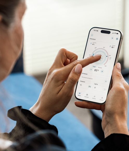 Heat your sauna comfortably with HUUM mobile app 1 HUU00640