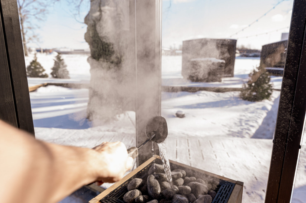 Can you pour water on an electric sauna? 2 kas-elektrikerisega-saunas-voib-kividele-vett-visata-3
