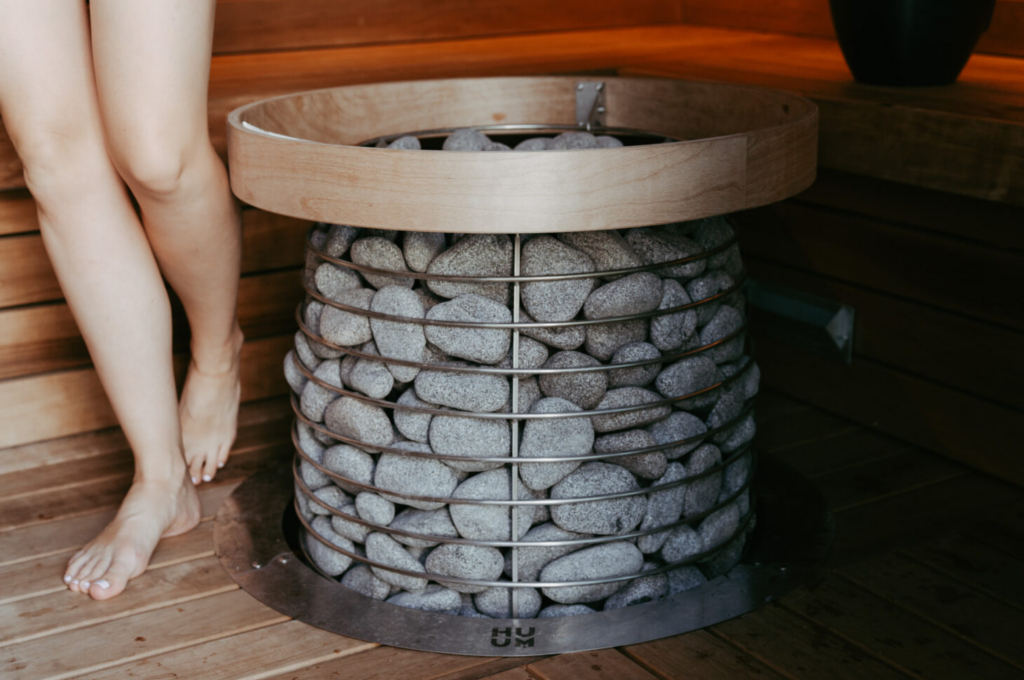 How to use a sauna safely: health risks, precautions, and practical advice 7 kuidas-sauna-turvaliselt-kasutada-8
